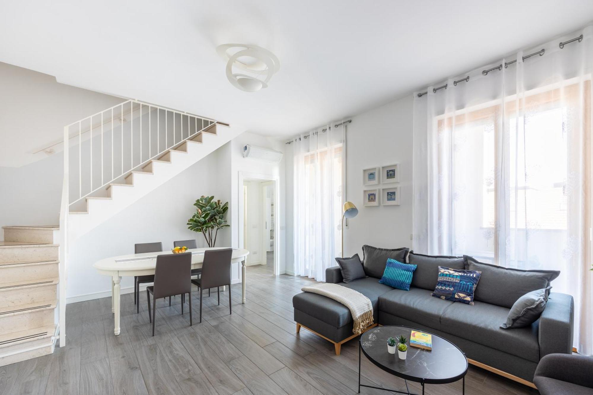 Bocconi'S Nest - Close To Duomo With Terrace Milano Ngoại thất bức ảnh