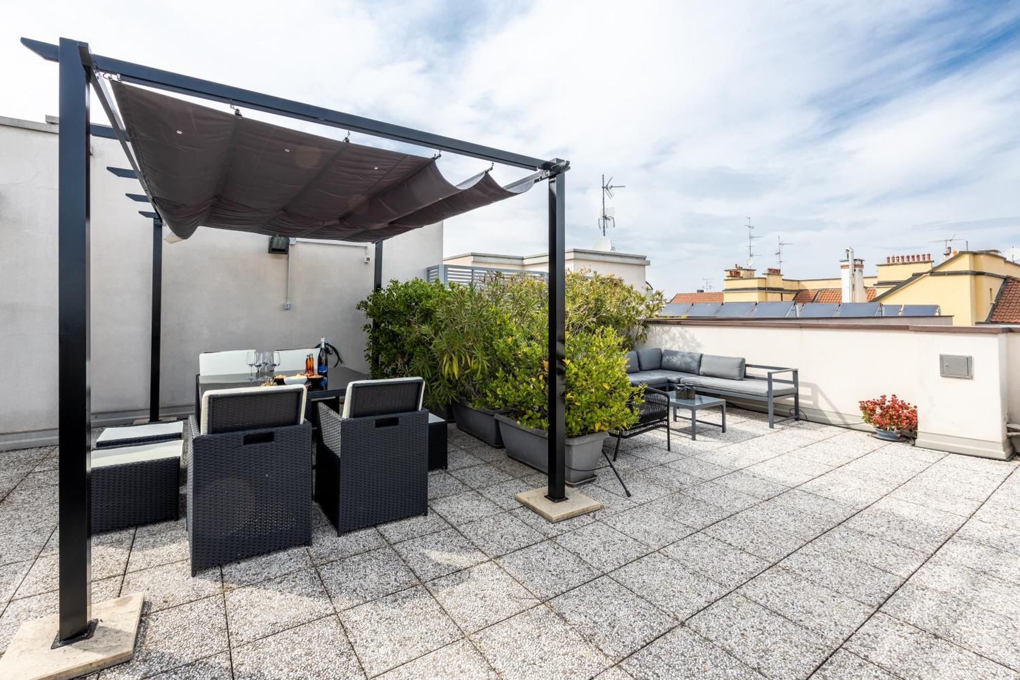 Bocconi'S Nest - Close To Duomo With Terrace Milano Ngoại thất bức ảnh