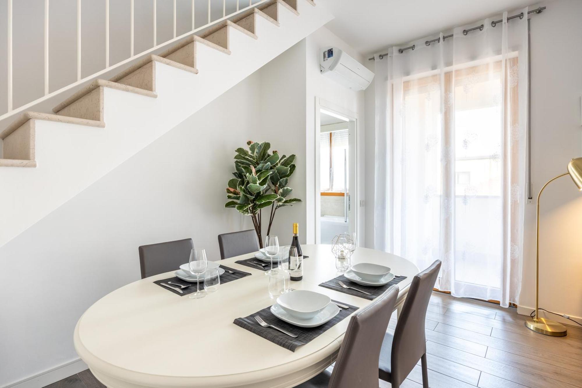 Bocconi'S Nest - Close To Duomo With Terrace Milano Ngoại thất bức ảnh