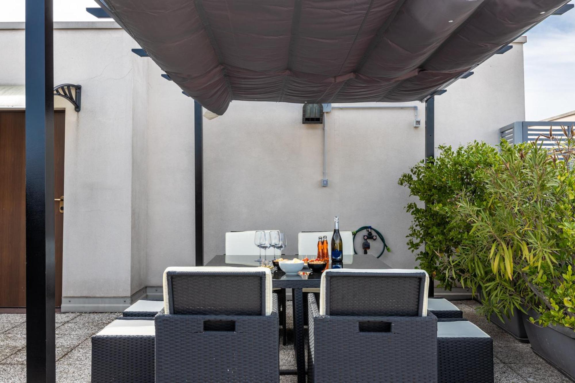 Bocconi'S Nest - Close To Duomo With Terrace Milano Ngoại thất bức ảnh